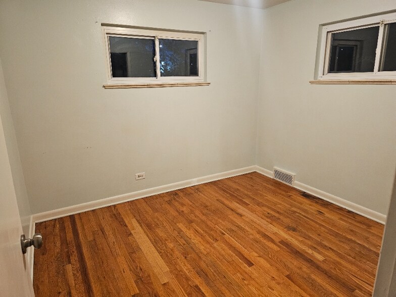 Building Photo - 3670 Kearney St