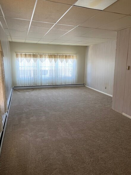 Building Photo - 816 Green Ridge St