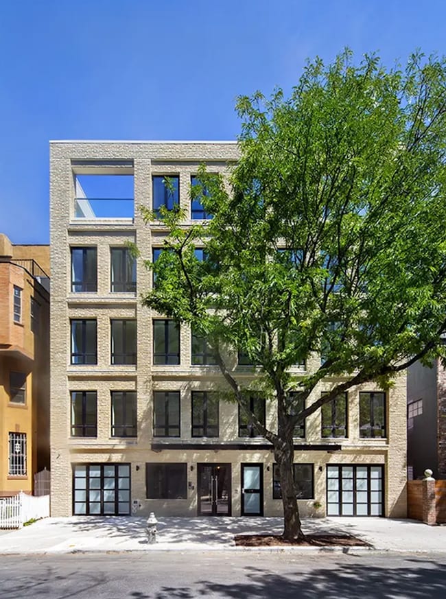 Building Photo - 873 Pacific St