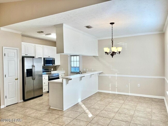 Building Photo - 6214 E Azalea Ave