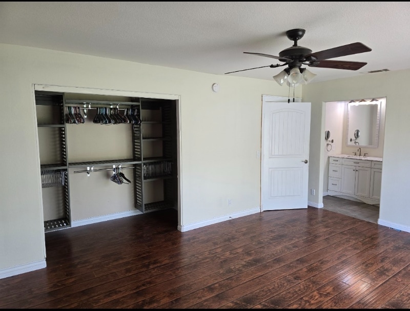 Building Photo - 25200 Jamawag Dr