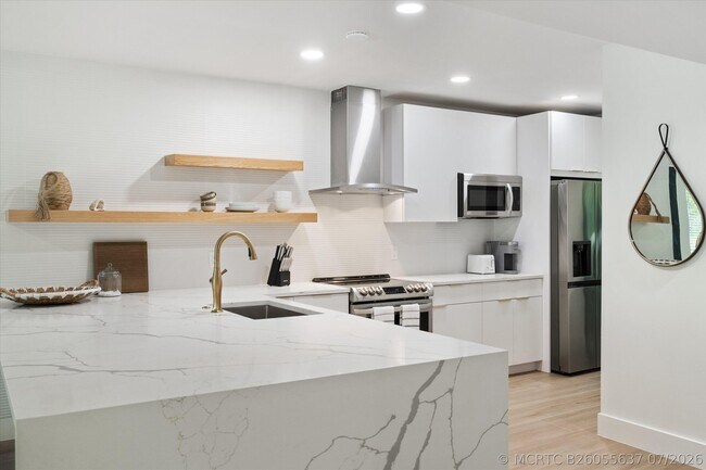 Building Photo - 2810 Polo Island Dr