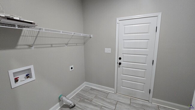 Building Photo - 1006 Adirondac Way