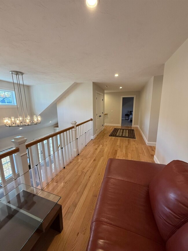 Building Photo - 114 Brook Hl