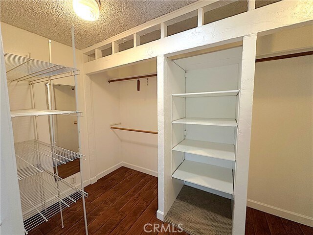 Building Photo - 17947 Emelita St