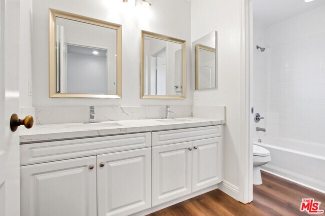 Building Photo - 3624 Medici Ln