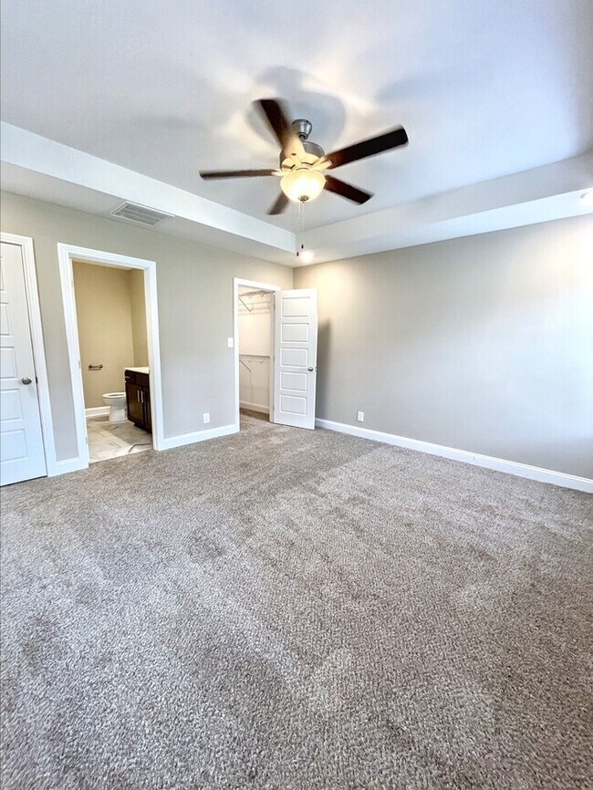 Building Photo - 137 Ardell Dr