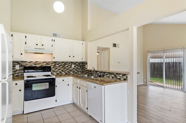 Building Photo - 24206 Running Iron Dr