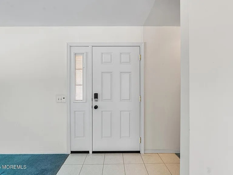 Building Photo - 43 Freeport Ct