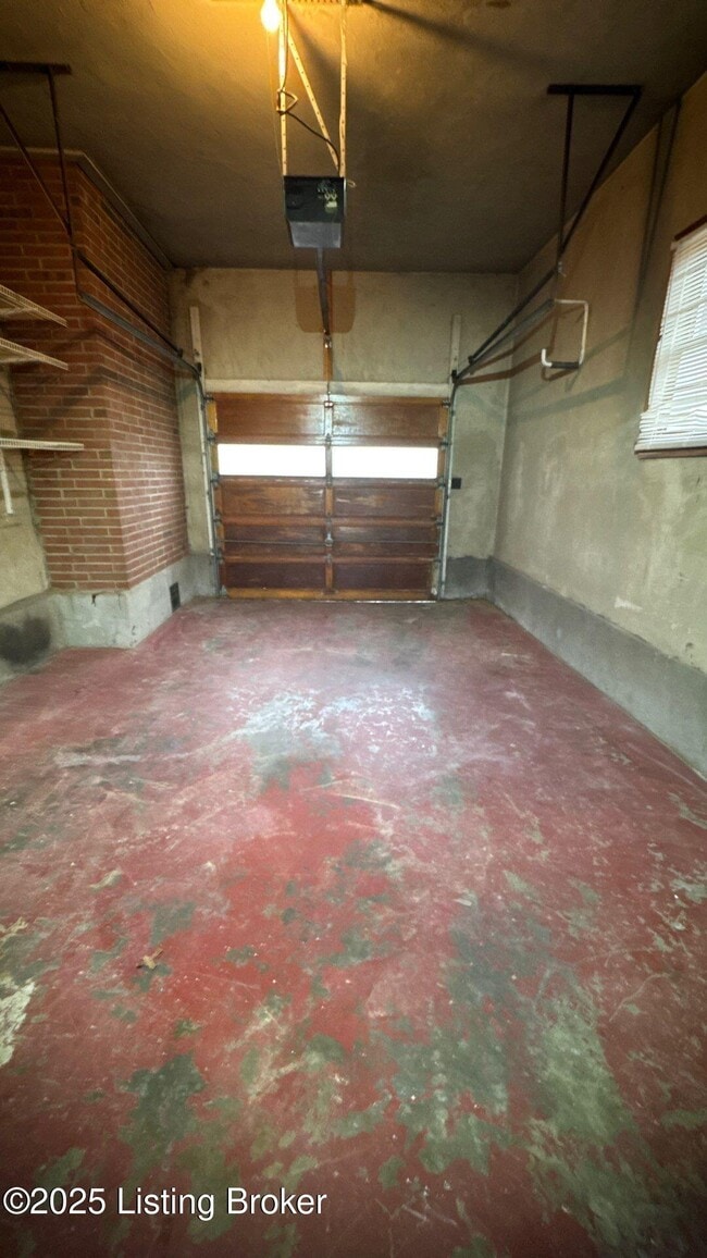 Building Photo - 5908 Ashby Ln