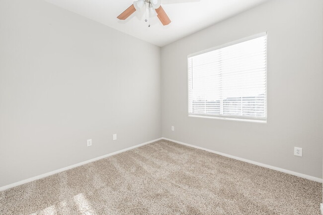 Building Photo - 8257 Begonia Blush Dr