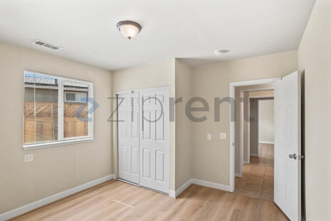 Building Photo - 1765 Landana Dr