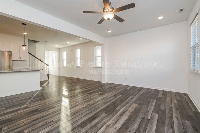 Building Photo - 124 Royal Star Way