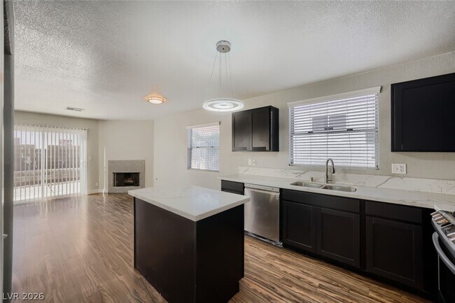 Building Photo - 8215 Mt Brodie Cir