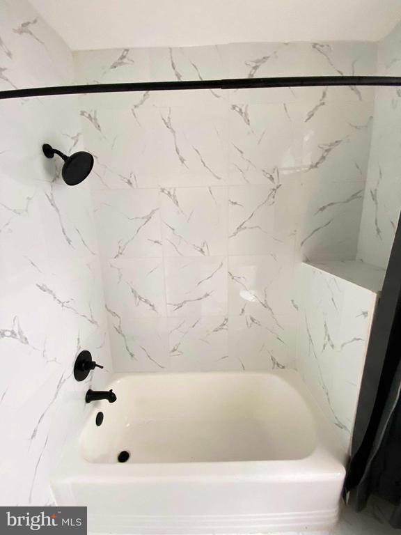 Building Photo - 3543 Stouton St