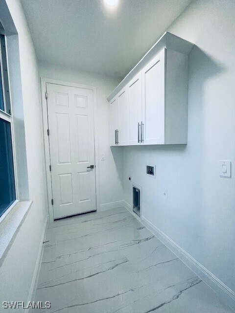 Building Photo - 2524 39th St W
