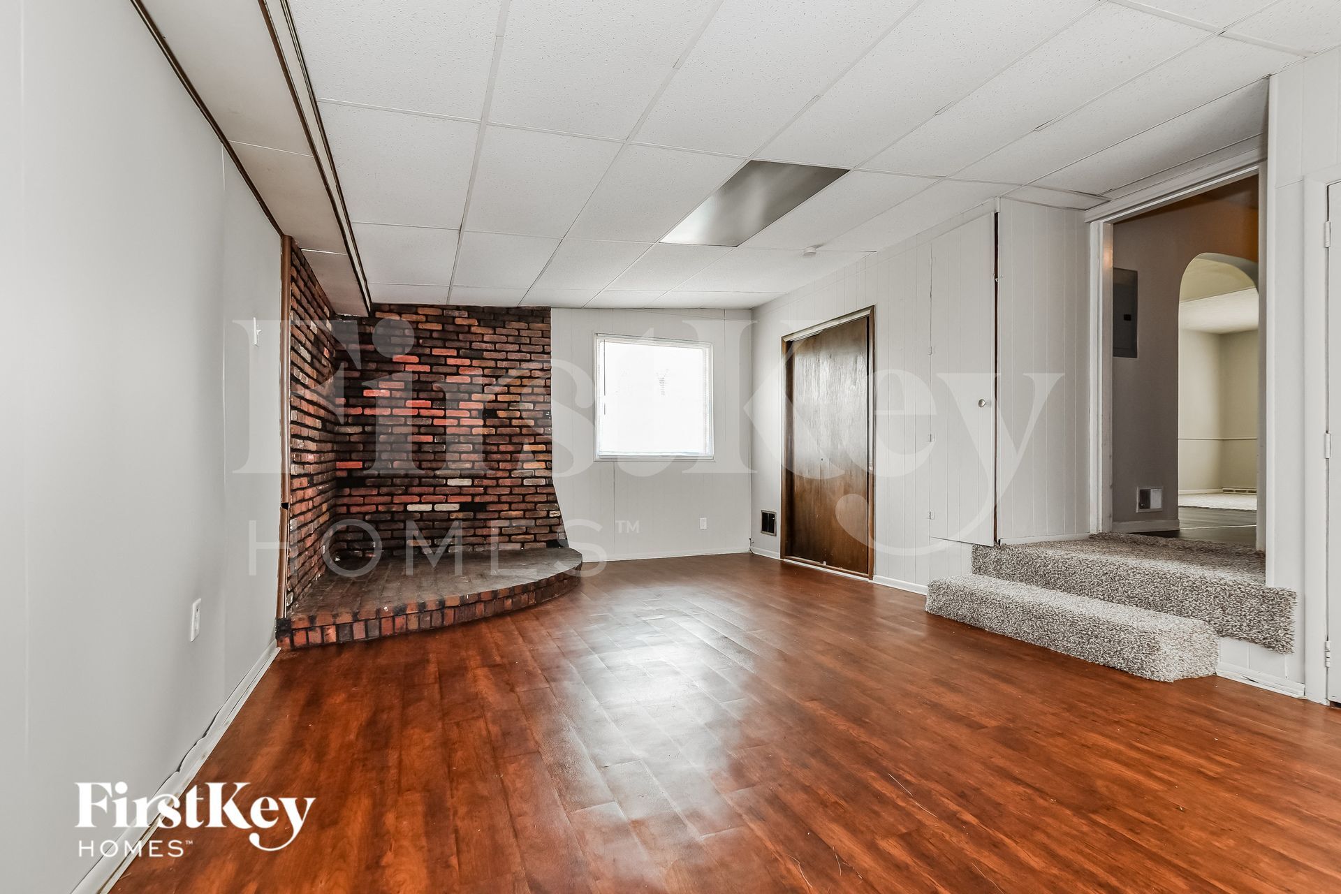 Building Photo - 3104 S Kercheval Dr