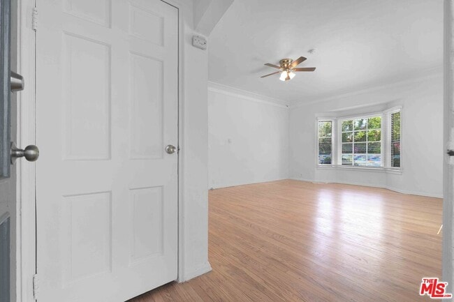 Building Photo - 2452 W 18th St