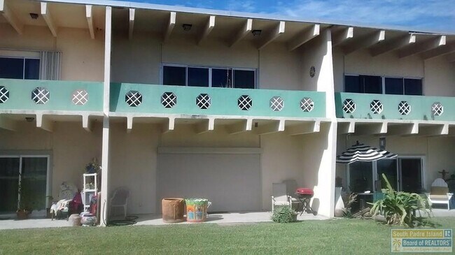 Building Photo - 801 Beach Blvd