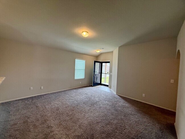 Building Photo - 8609 Westwood Crk Dr
