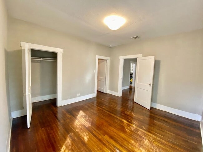 Building Photo - Highland Park adorable 2bd/1ba home AVAILABLE NOW!