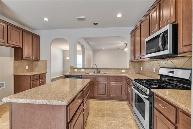 Building Photo - 3504 Dolomite Trail