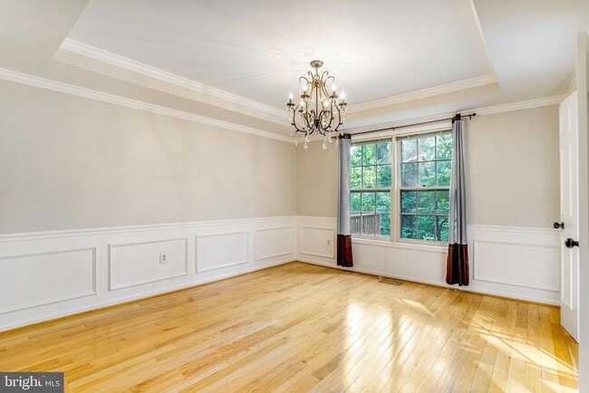 Building Photo - 2131 Kings Mill Ct