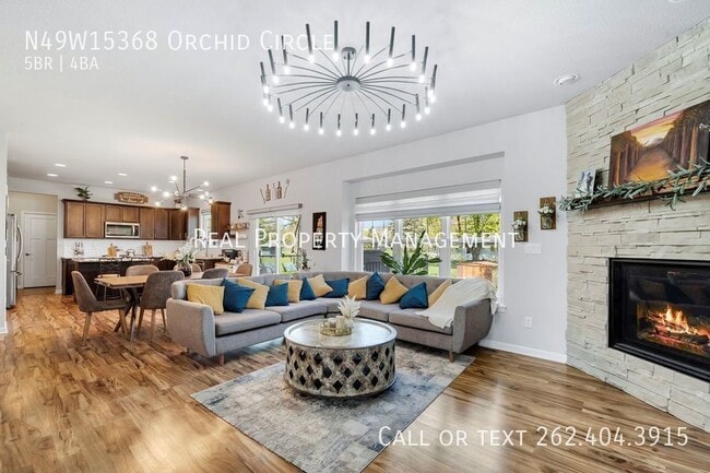Building Photo - N49W15368 Orchid Cir
