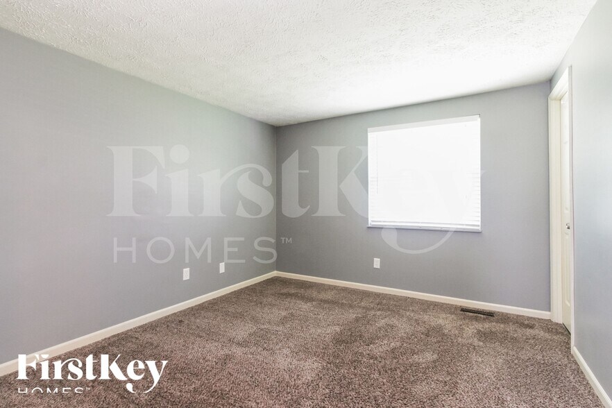 Building Photo - 5501 Furnas Ct