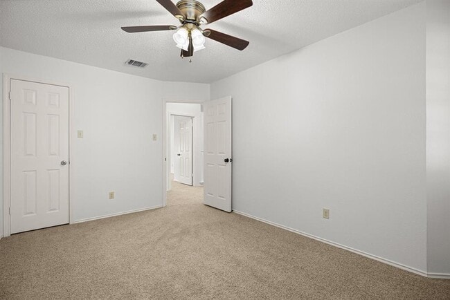 Building Photo - 13313 Black Canyon Dr