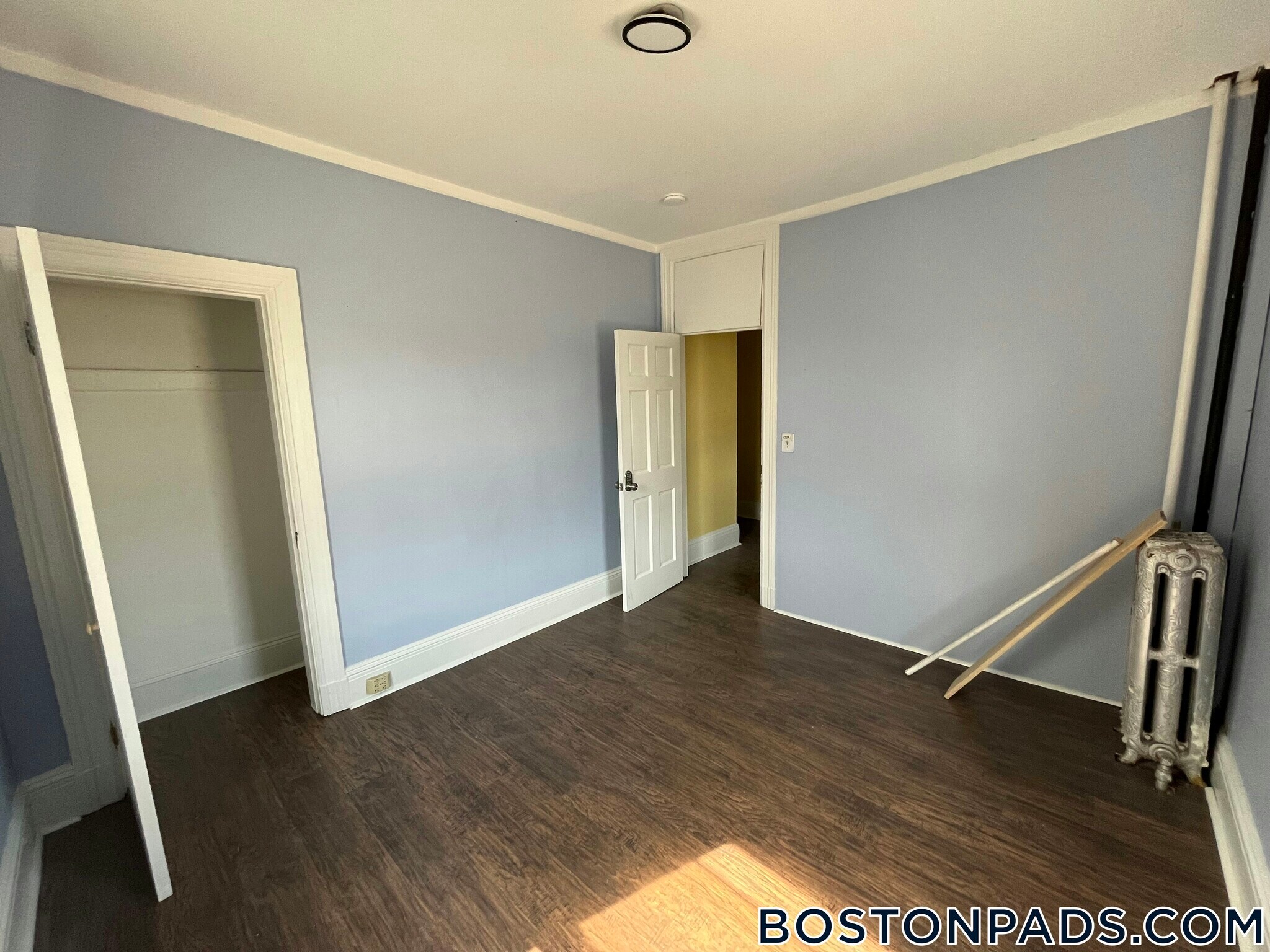 Building Photo - 12 Glenville Ave