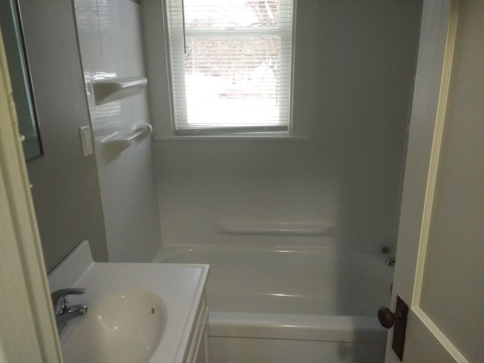 Building Photo - 522 Vine St