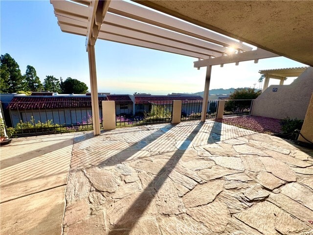 Building Photo - 874 Highpoint Dr