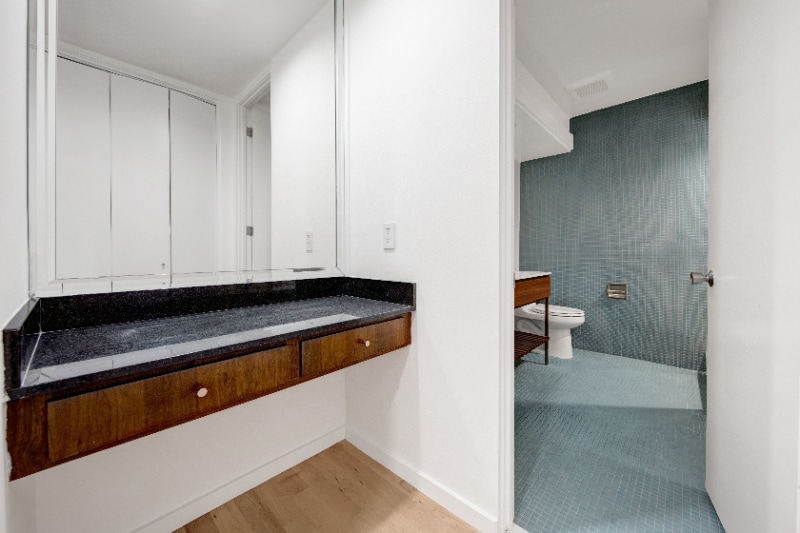 Building Photo - 1147 N Clark St