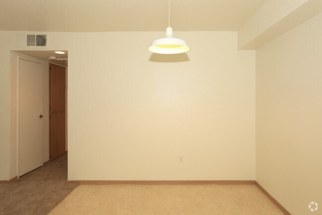 Elk Grove Vw >> Meadow Glen Apartments - Sacramento, CA | Apartment Finder Elk Grove Vw >> Meadow Glen Apartments - Sacramento, CA | Apartment Finder