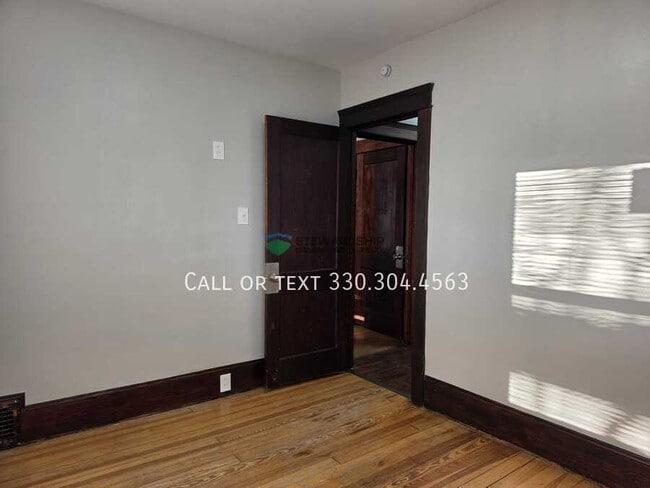 Building Photo - 1014 Berwin St