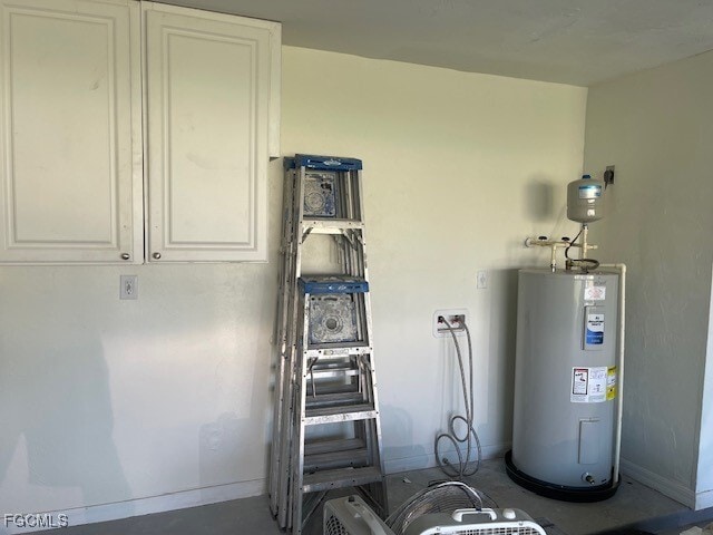 Building Photo - 2710 SW 4th Ave