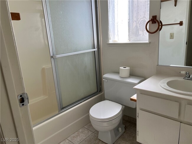 Building Photo - 1628 Starridge Way