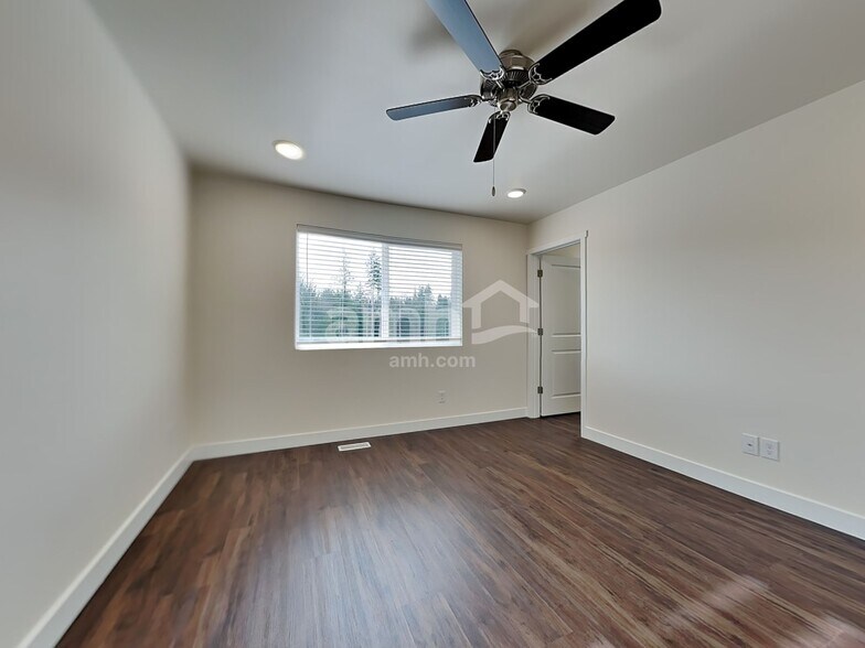 Building Photo - 7914 Verona Loop