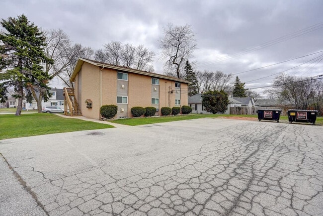 Building Photo - 407 S 94th Pl