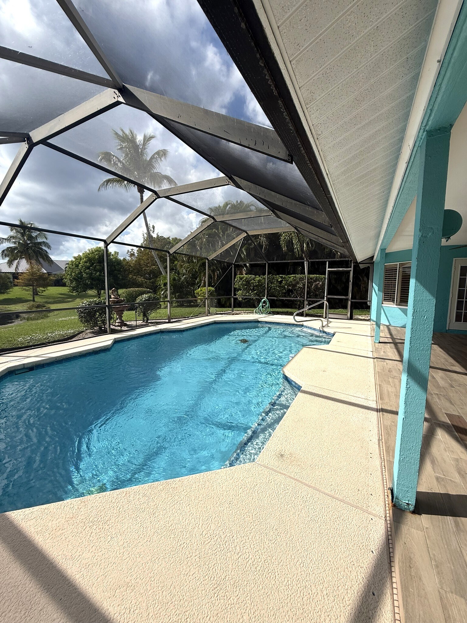 Building Photo - 1998 NE Ginger Ter