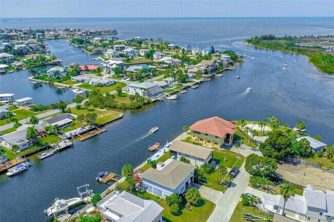 Building Photo - 3272 Minnow Creek Dr