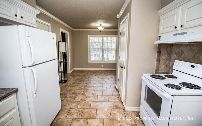 Building Photo - 4303 43rd St