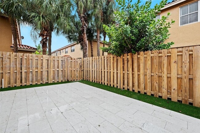 Building Photo - 8511 NW 141st Terrace