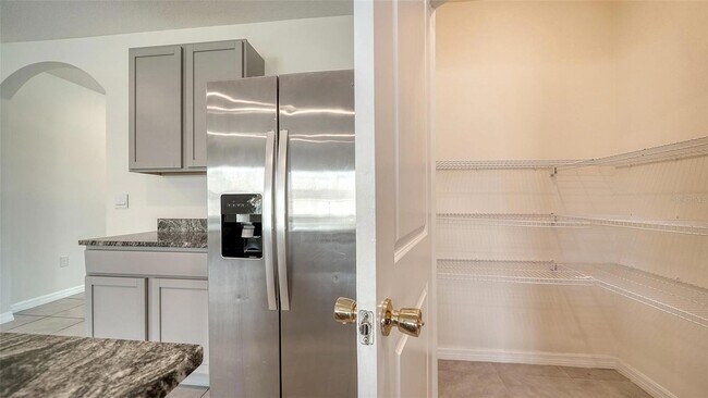 Building Photo - 12732 Lateral Root Dr