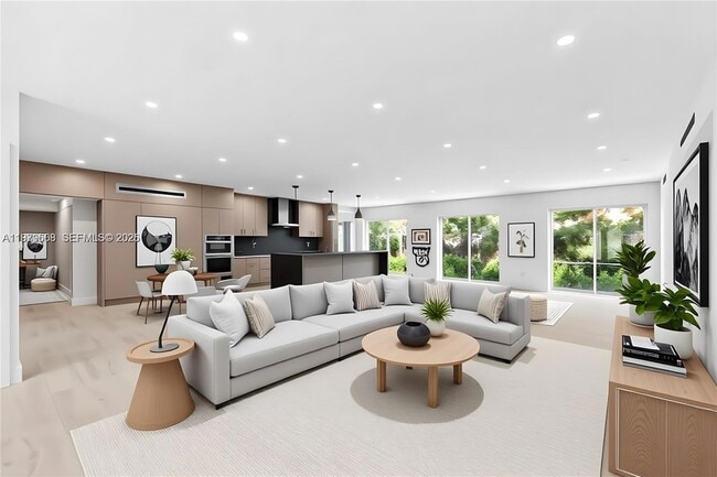 Building Photo - 2251 SW 20th St