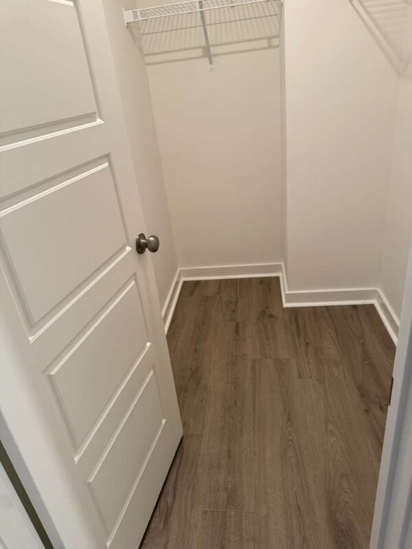 Building Photo - 358 Casper Dr