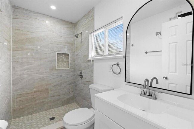 Building Photo - 831 Wolf Trail