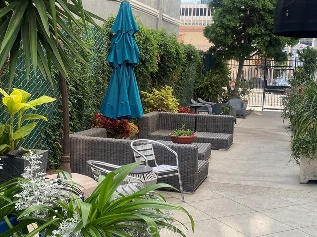 Building Photo - 140 Linden Ave