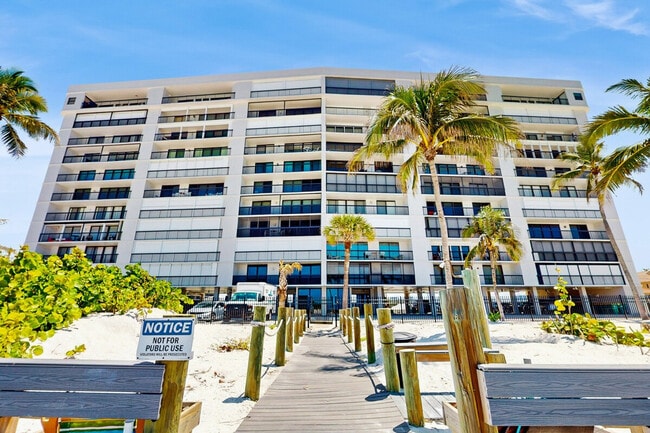 Building Photo - 26300 Hickory Blvd